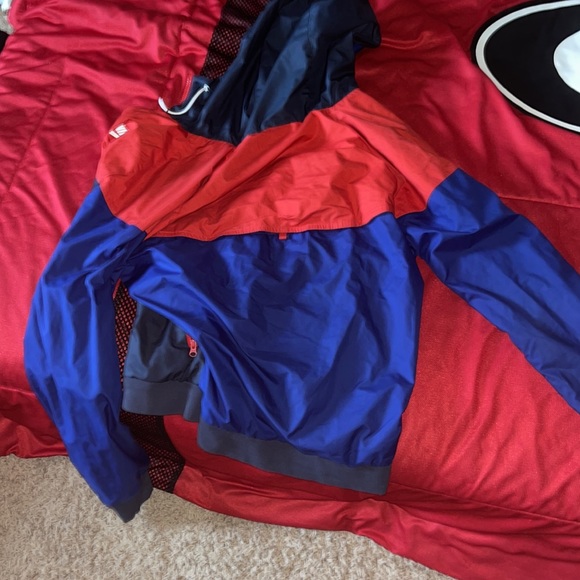 Nike rain jacket - Picture 2 of 3
